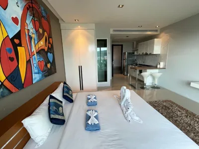 Studio with Sea View — Emerald Terrace Apartments by Lofty